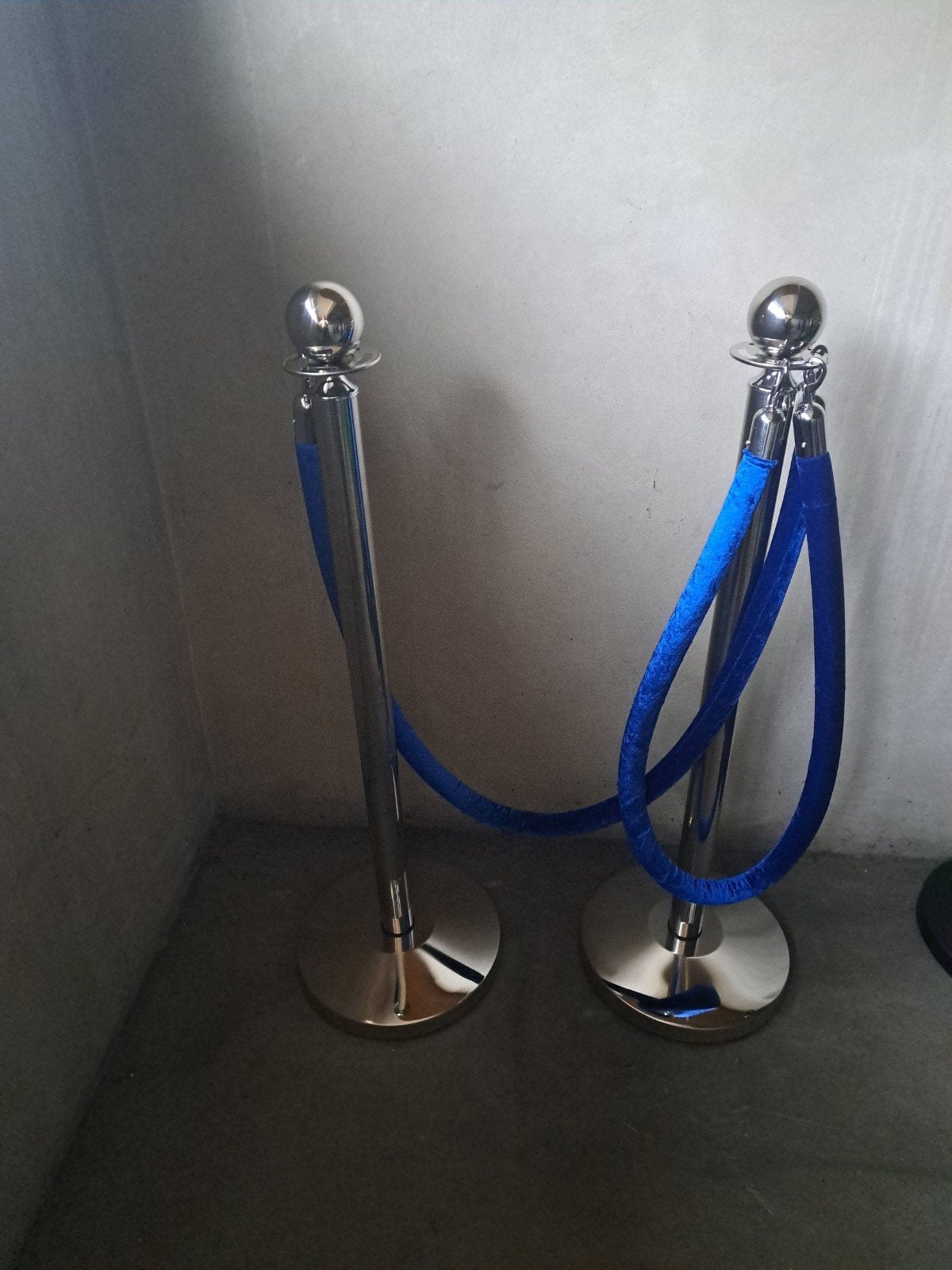 Afzetpalen kleur grijs te koop, Ophalen