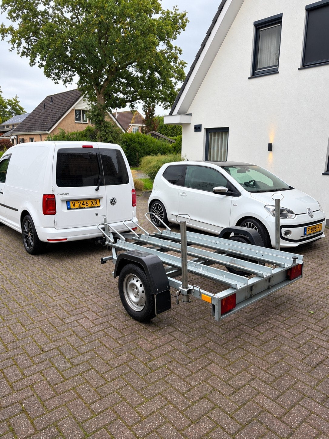 Motoraanhanger / motortrailer te huur
