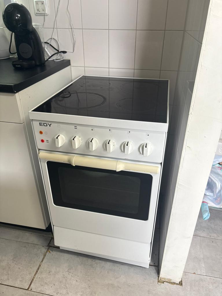 Fornuis, Zo goed als nieuw, Vrijstaand, 85 tot 90 cm, 4 kookzones
