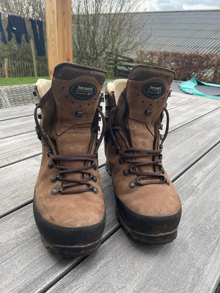 bergschoenen Meindl, maat 44, Bruin, Ophalen of Verzenden, Zo goed als nieuw, Wandelschoenen of Bergschoenen