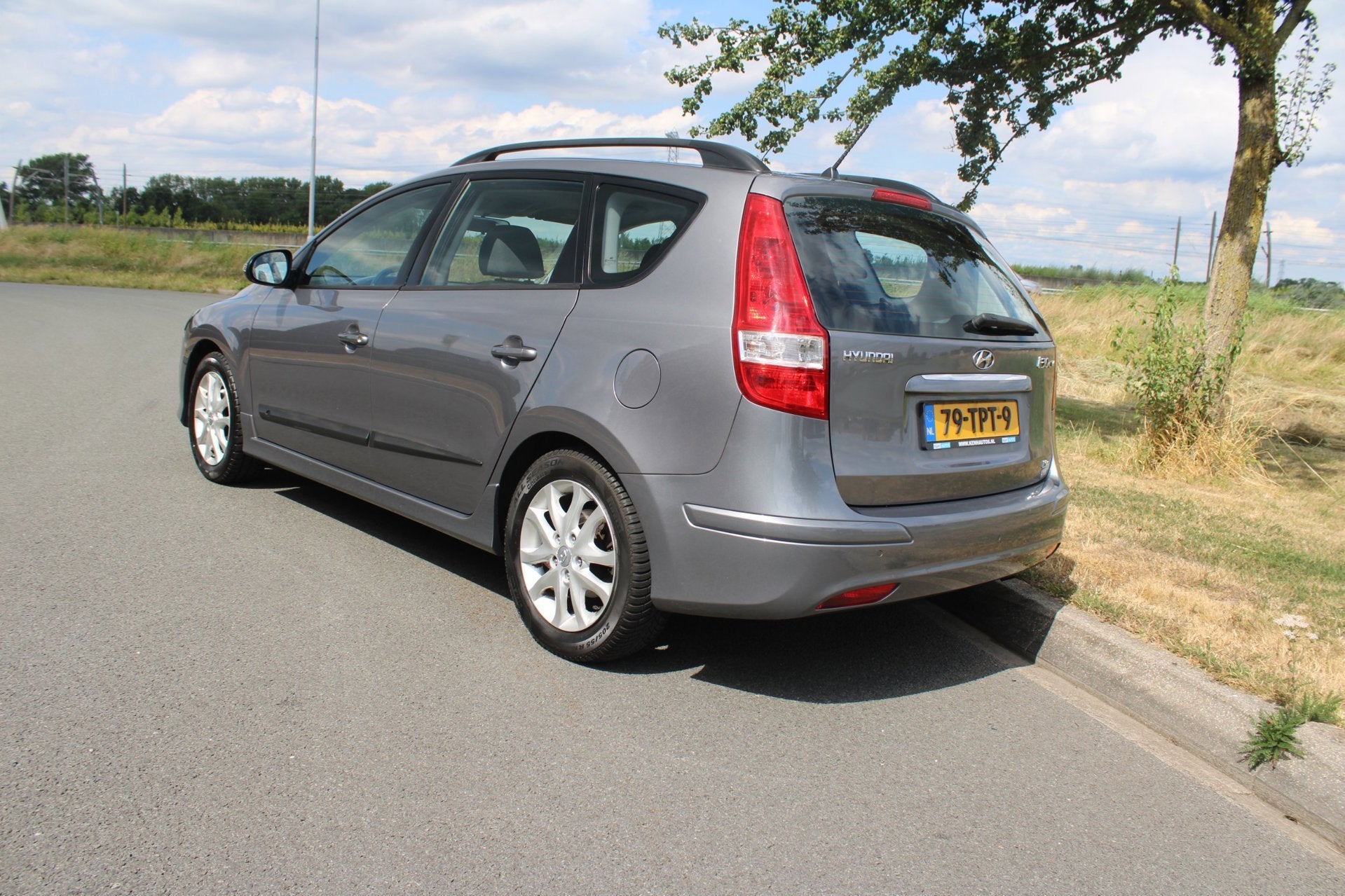 Hyundai I30 CW Climate Control 1.4i i-Motion, Voorwielaandrijving, Euro 5, Gebruikt, 4 cilinders