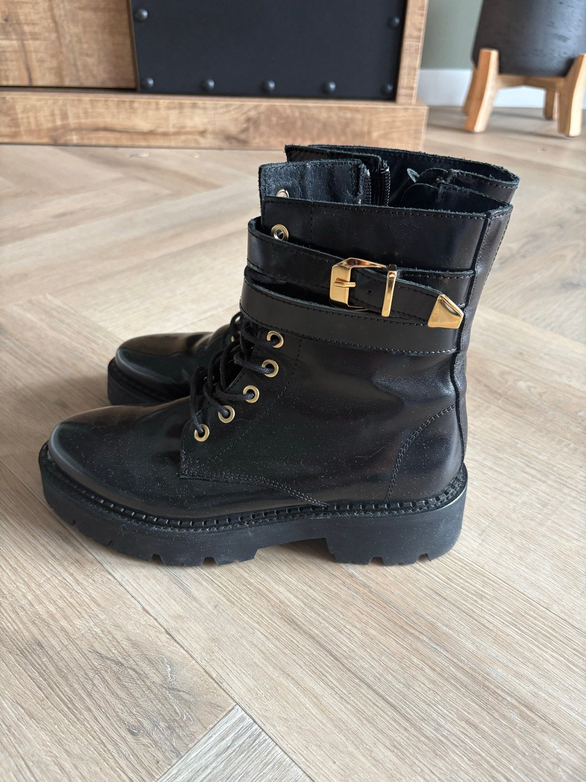 Zwarte Tango biker boots met gouden details maat 37, Ophalen of Verzenden, Gedragen, Zwart, Lage of Enkellaarzen