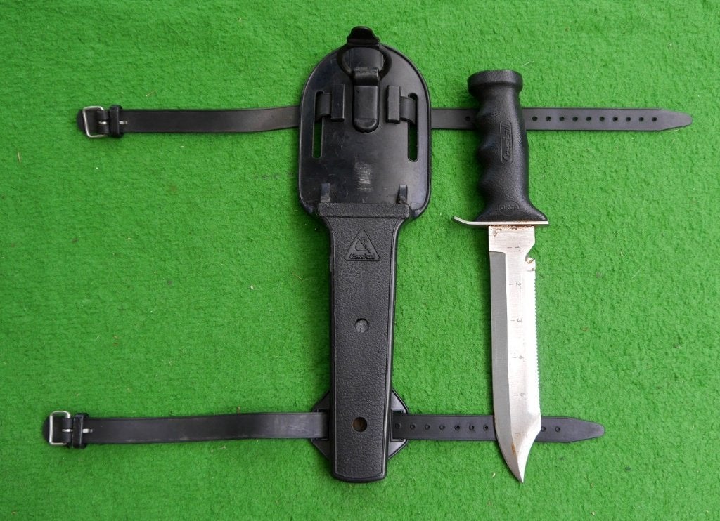 Groot Cressi Sub duikmes met houder en beenstraps, Ophalen of Verzenden, Gebruikt, Overige typen