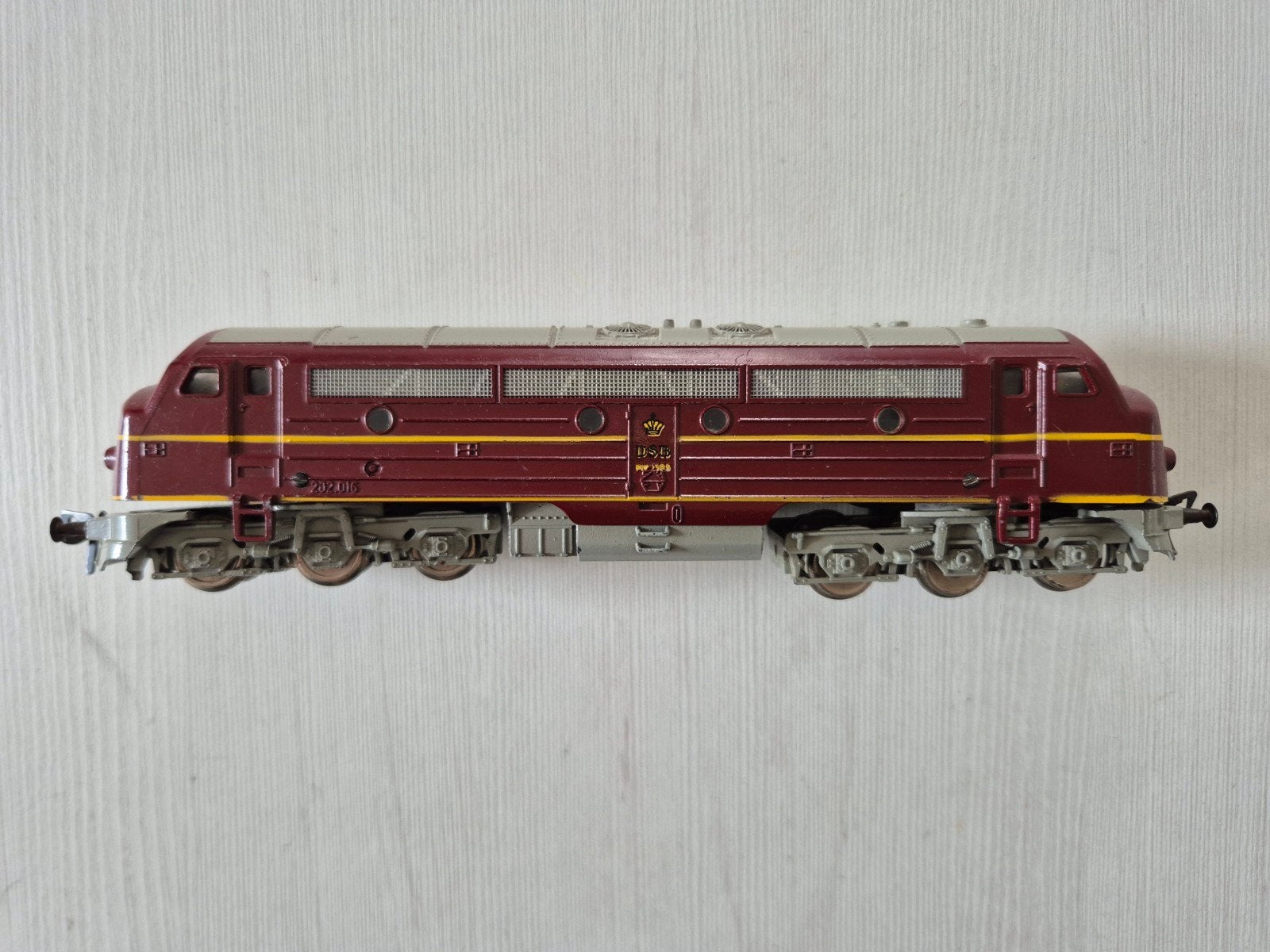 Fleischmann H0 DSB dieselloc 1385, Hobby en Vrije tijd, Modeltreinen | H0, Gebruikt, Fleischmann, Ophalen of Verzenden, Gelijkstroom