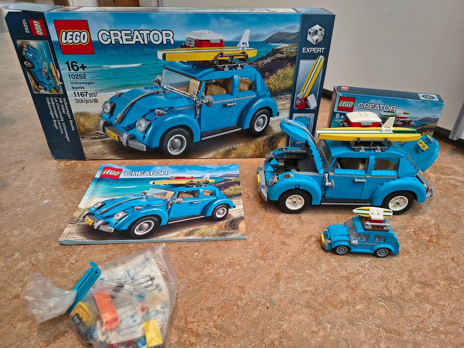 10252 - Volkswagen Kever (Inclusief mini-versie 40252), Kinderen en Baby's, Speelgoed | Duplo en Lego, Ophalen of Verzenden, Zo goed als nieuw
