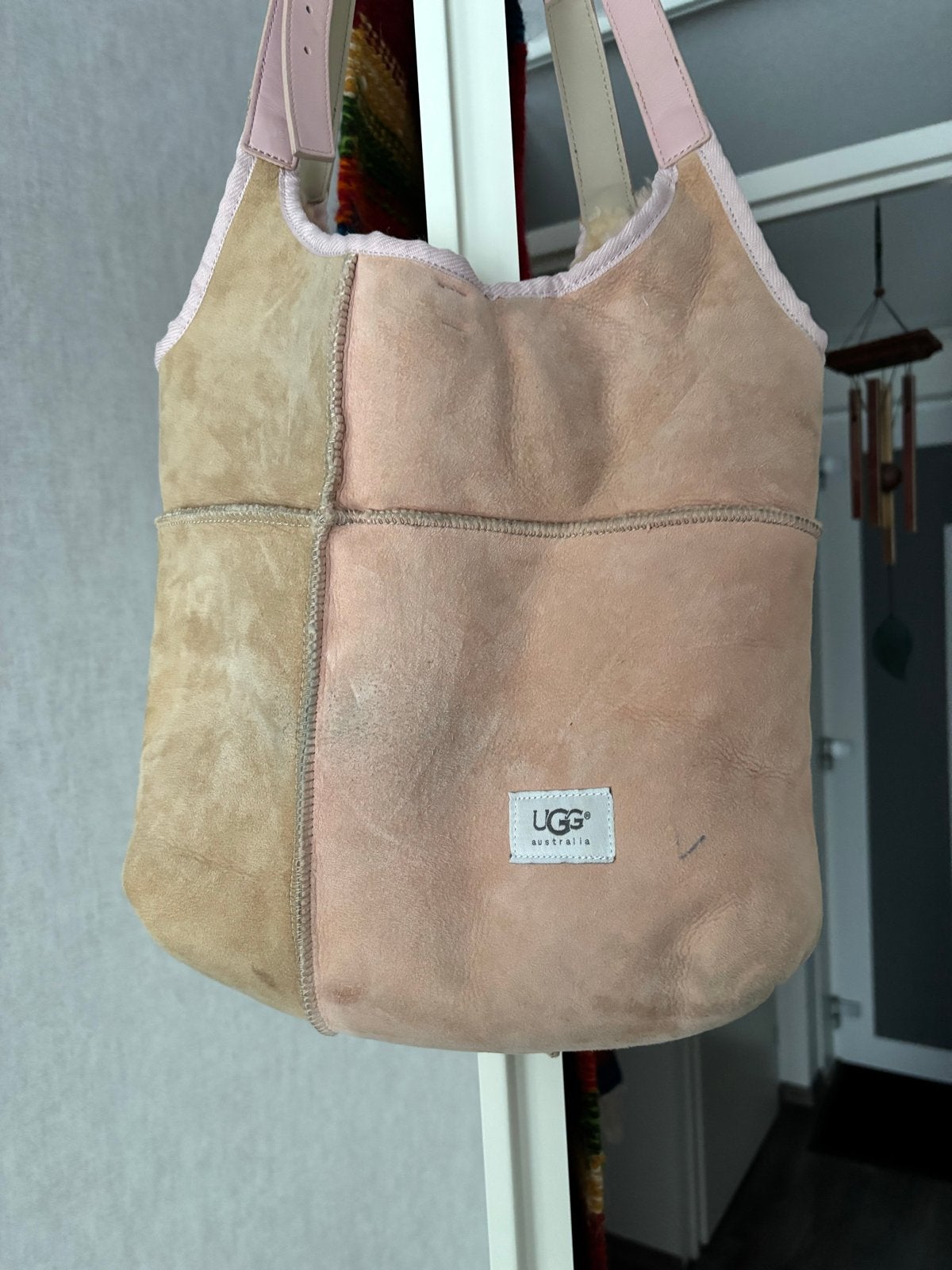 UGG Tas van schapenvacht - Nieuw (showmodel), Ophalen of Verzenden, Nieuw, Roze, Handtas