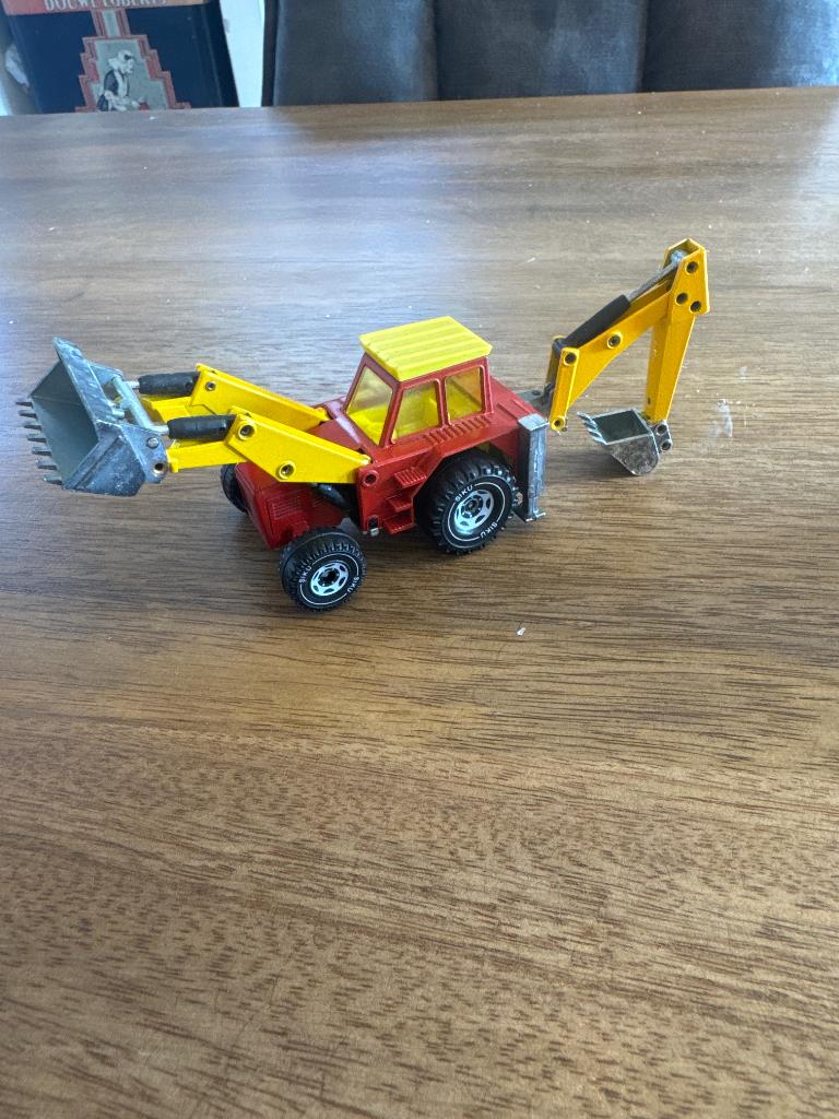 Siku graafmachine, Hobby en Vrije tijd, Modelauto's | 1:50, Ophalen of Verzenden, Zo goed als nieuw, Bus of Vrachtwagen, SIKU