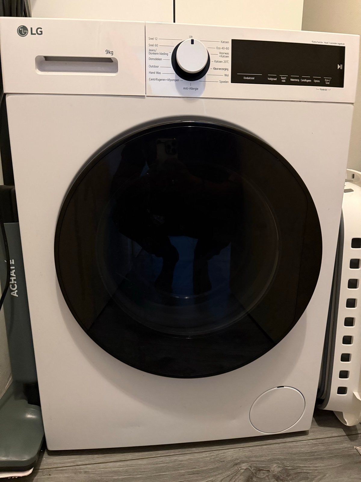 LG Wasmachine 9kg - Zo goed als nieuw - Wit. Steam, Witgoed en Apparatuur, Ophalen, 1200 tot 1600 toeren, 8 tot 10 kg, Zo goed als nieuw