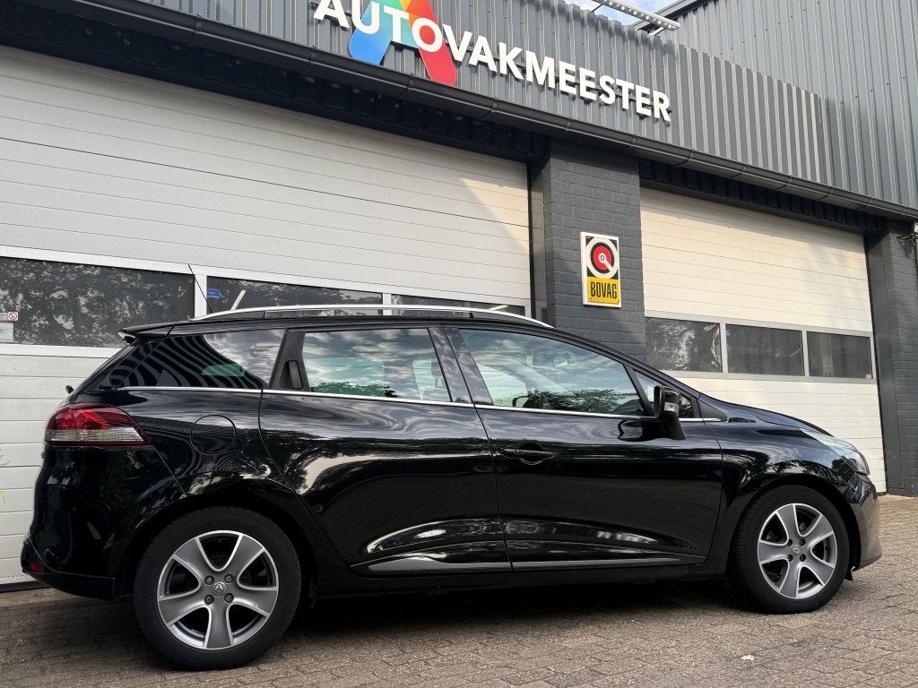 Renault Clio Estate 1.5 dCi Night&Day (bj 2015), Auto's, Renault, Euro 5, Gebruikt, 4 cilinders, 1096 kg
