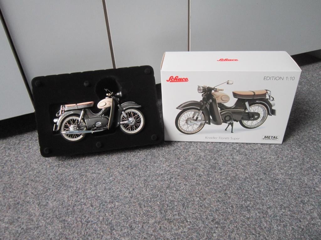 SCHUCO KREIDLER FLORETT, Hobby en Vrije tijd, Modelauto's | 1:5 tot 1:12, Ophalen, Nieuw, 1:9 t/m 1:12, Overige typen