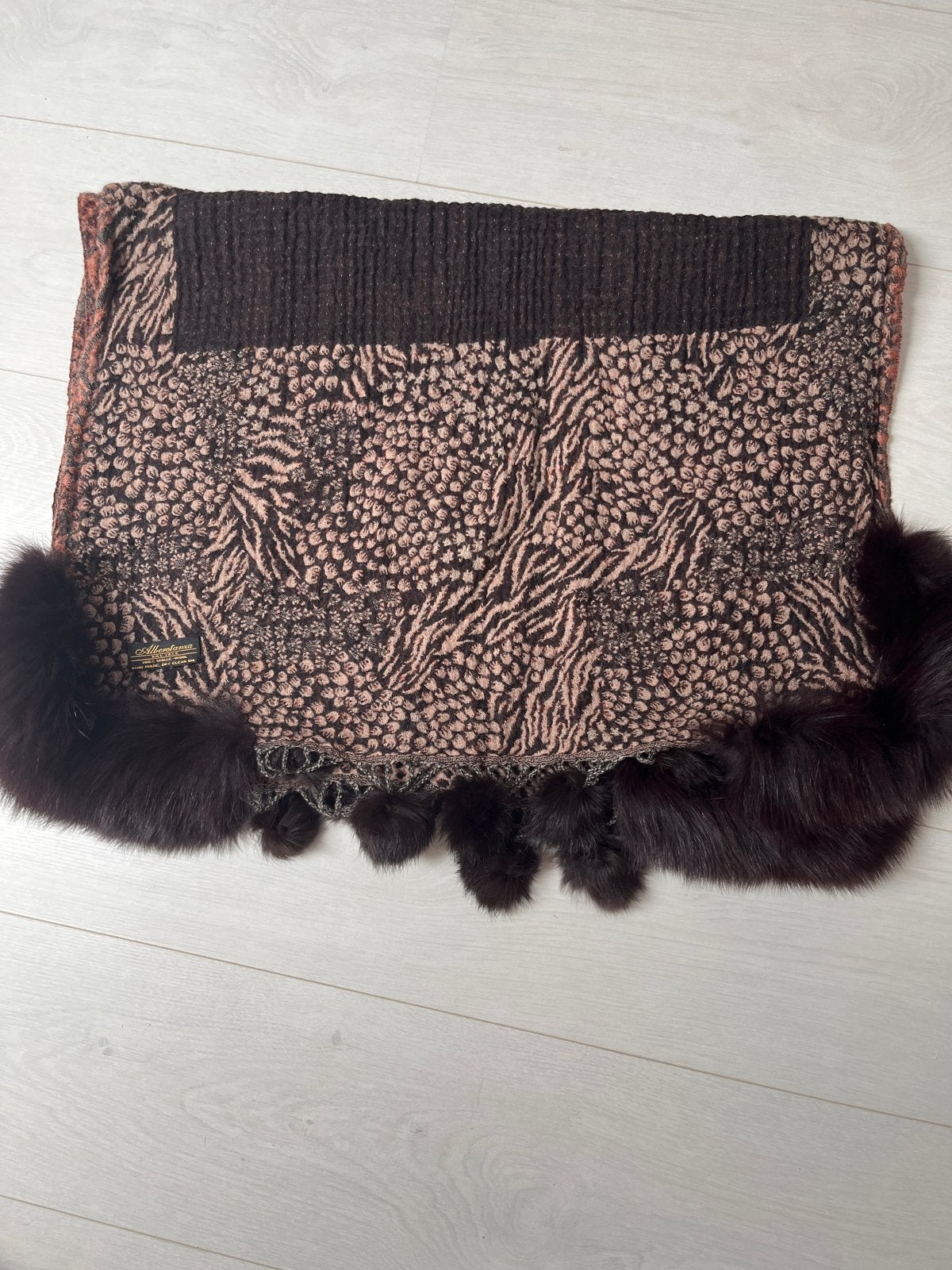 Nieuwe Aberolanza sjaal met bontdetails, Ophalen, Nieuw, Sjaal
