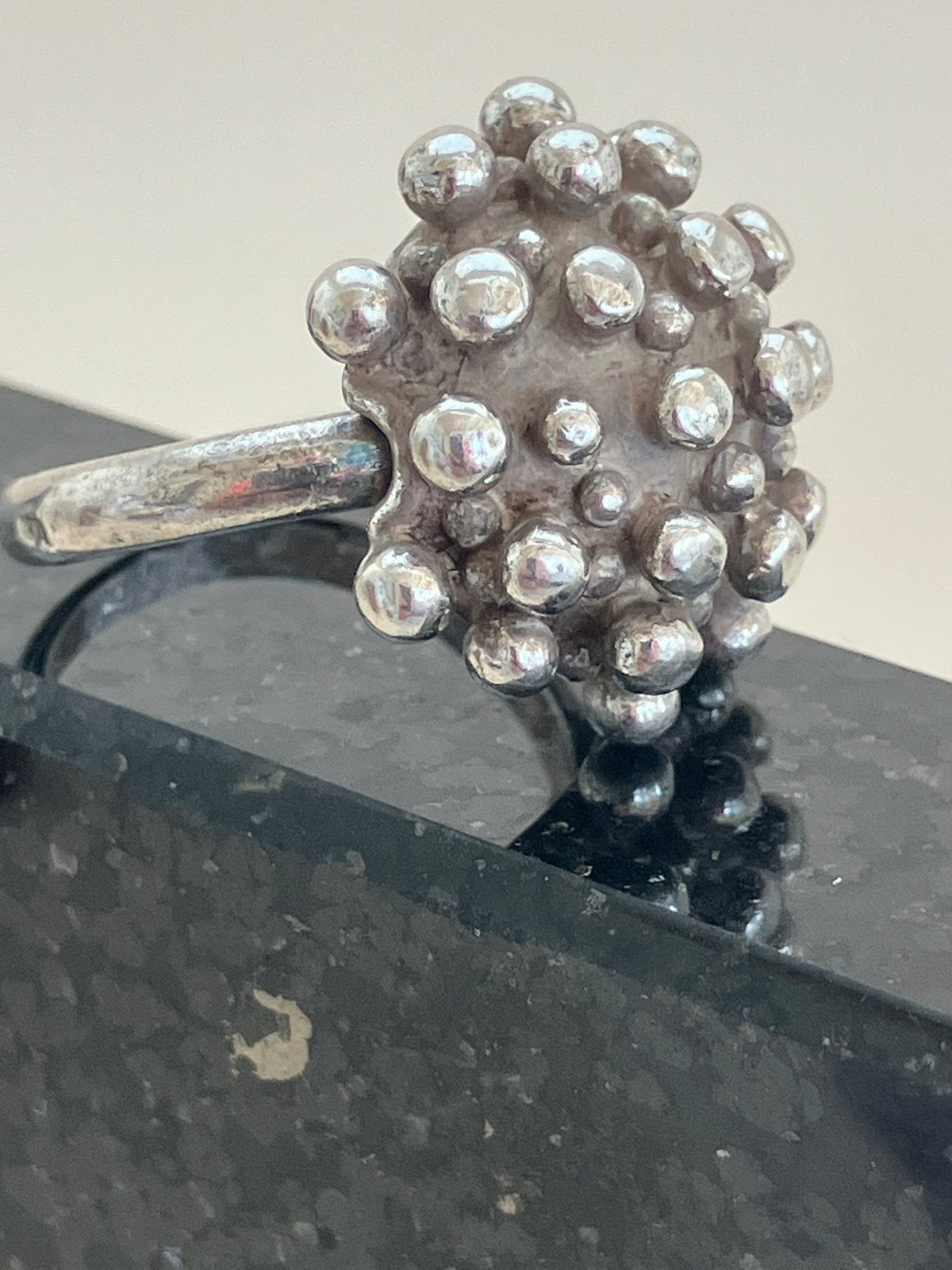 Sputnik ring uit de sixties, Ophalen of Verzenden, Zo goed als nieuw, 17 tot 18, Dame