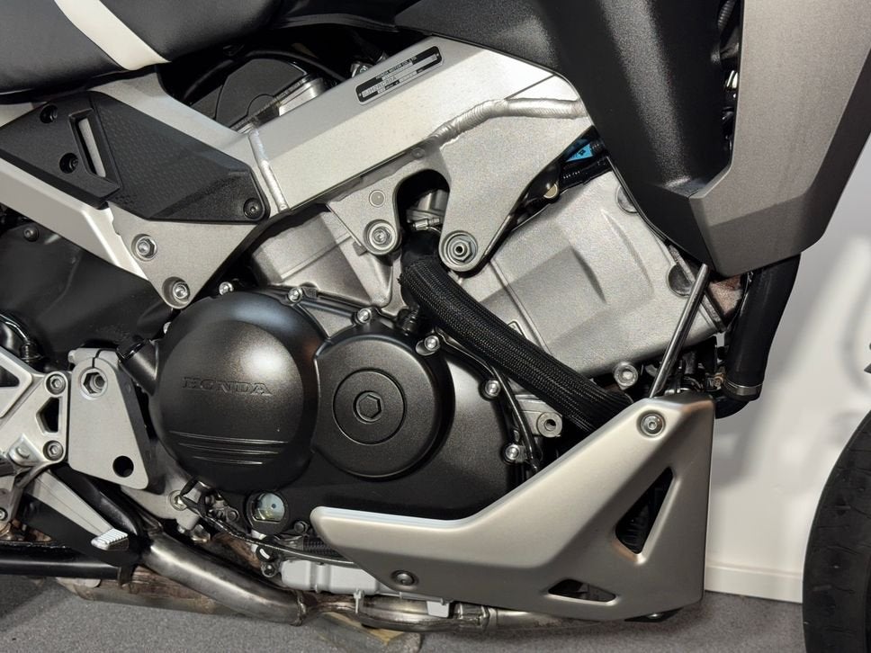 HONDA VFR 800 X CROSSRUNNER (bj 2015), Motoren, 782 cc, HONDA, Bedrijf, Onbekend