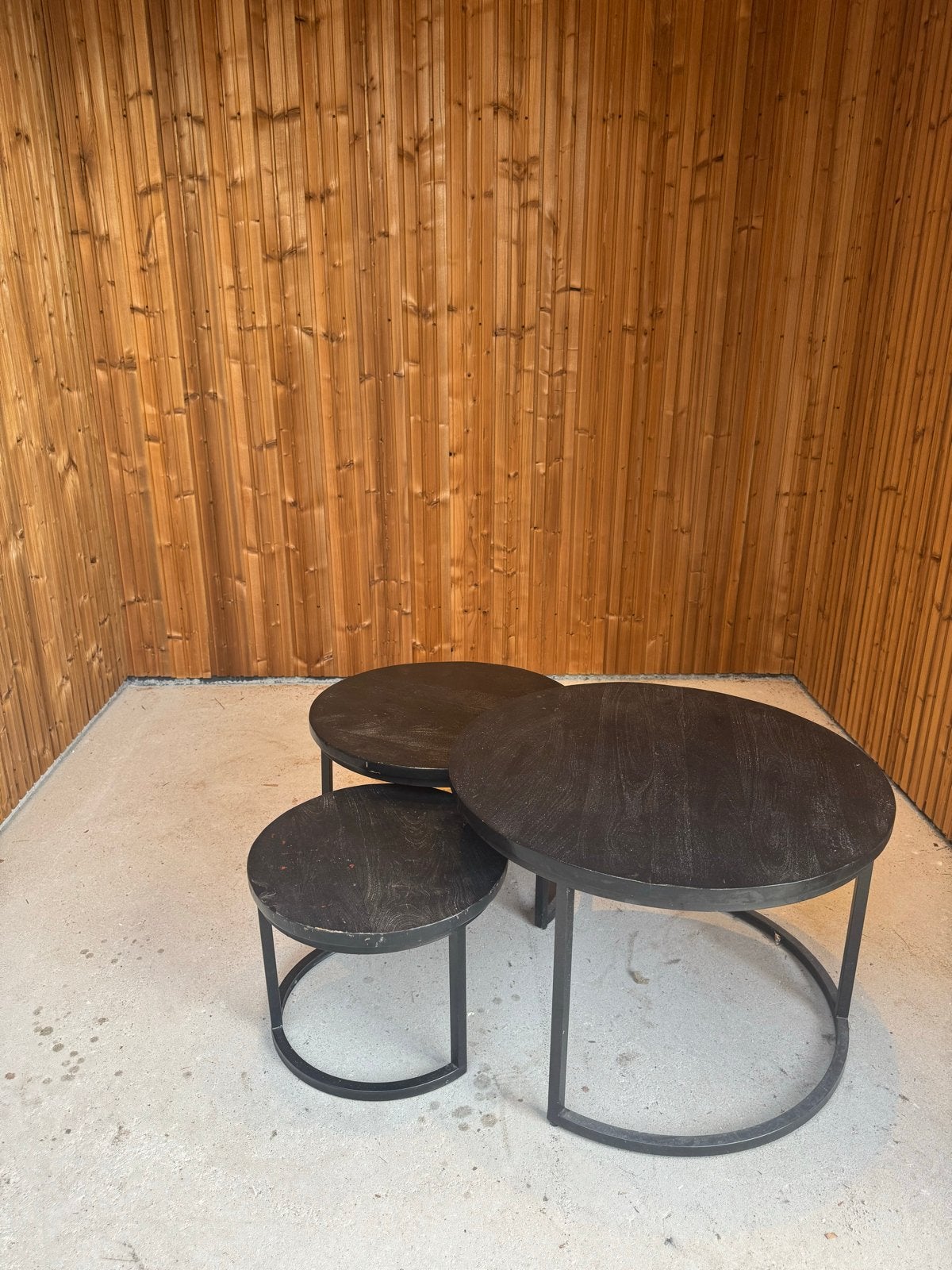 Set van 3 ronde salontafels - Zwart hout en metaal, Ophalen, Minder dan 45 cm, Gebruikt, Rond