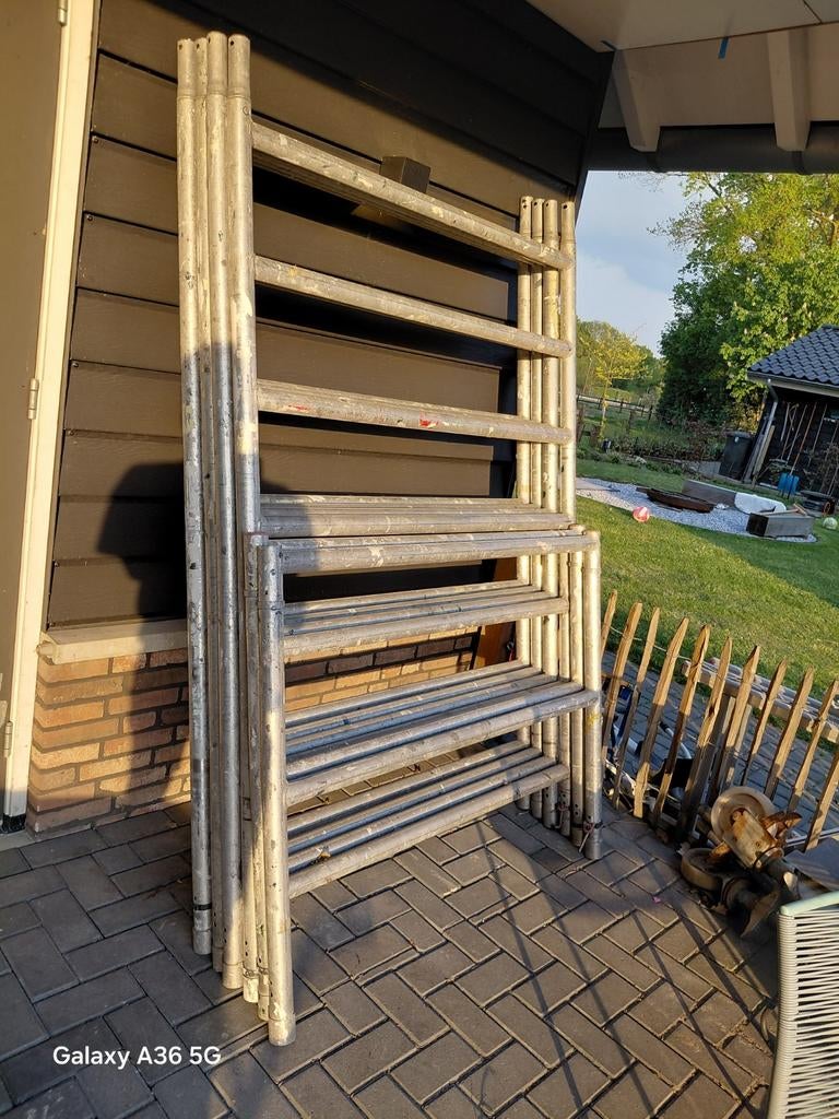 Altrex steiger, Doe-het-zelf en Verbouw, Steigers, Ophalen of Verzenden, Zo goed als nieuw, Rolsteiger of Kamersteiger, 5 meter of hoger