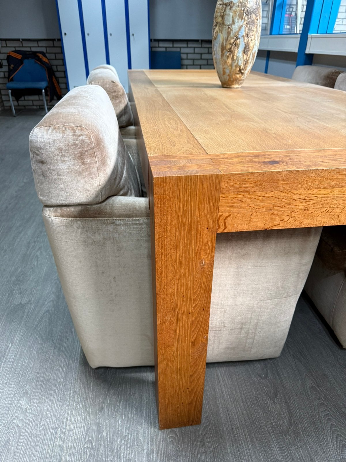 Tafel en krukken Iinterlo dign, Ophalen of Verzenden, Zo goed als nieuw, 4 tot 6 stoelen