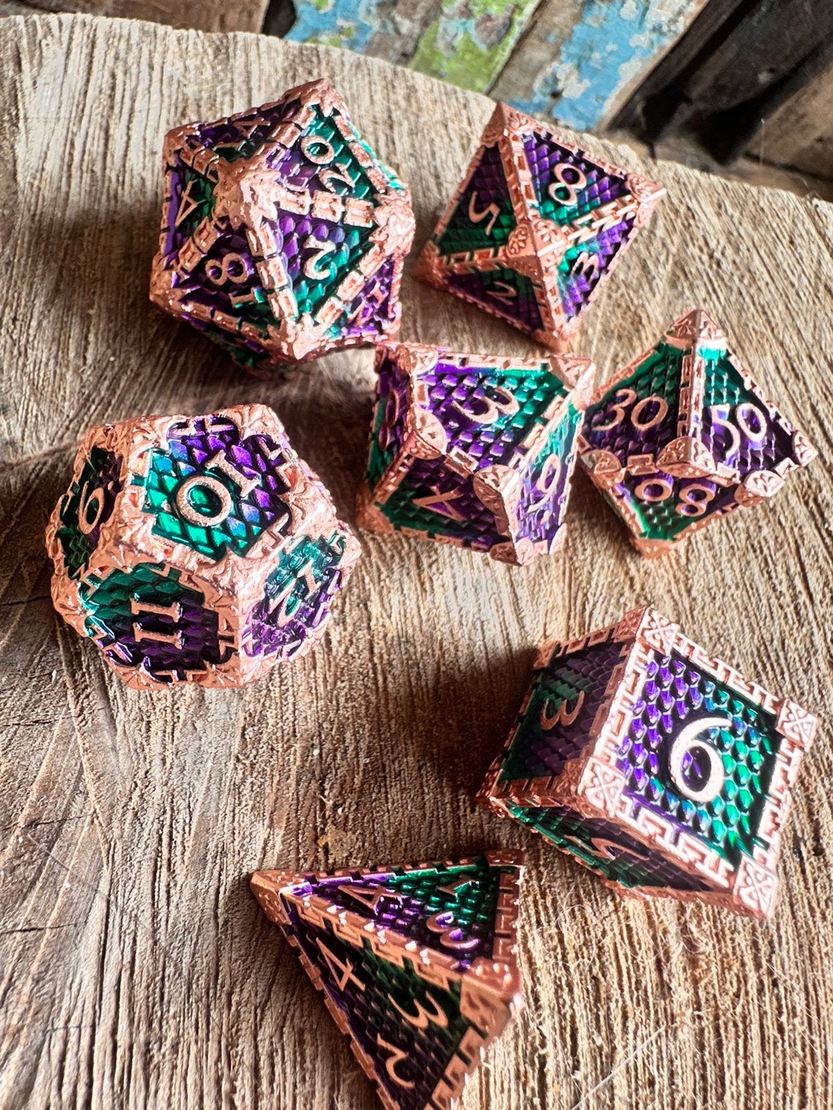 DND Dice / draken schub / paars - groen / RPG / metal gear, Ophalen of Verzenden, Zo goed als nieuw