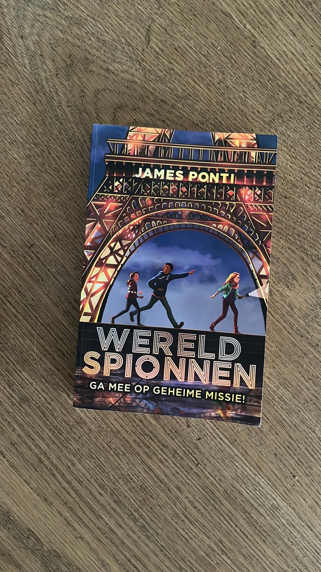 Wereld spionnen, Ophalen of Verzenden, Zo goed als nieuw