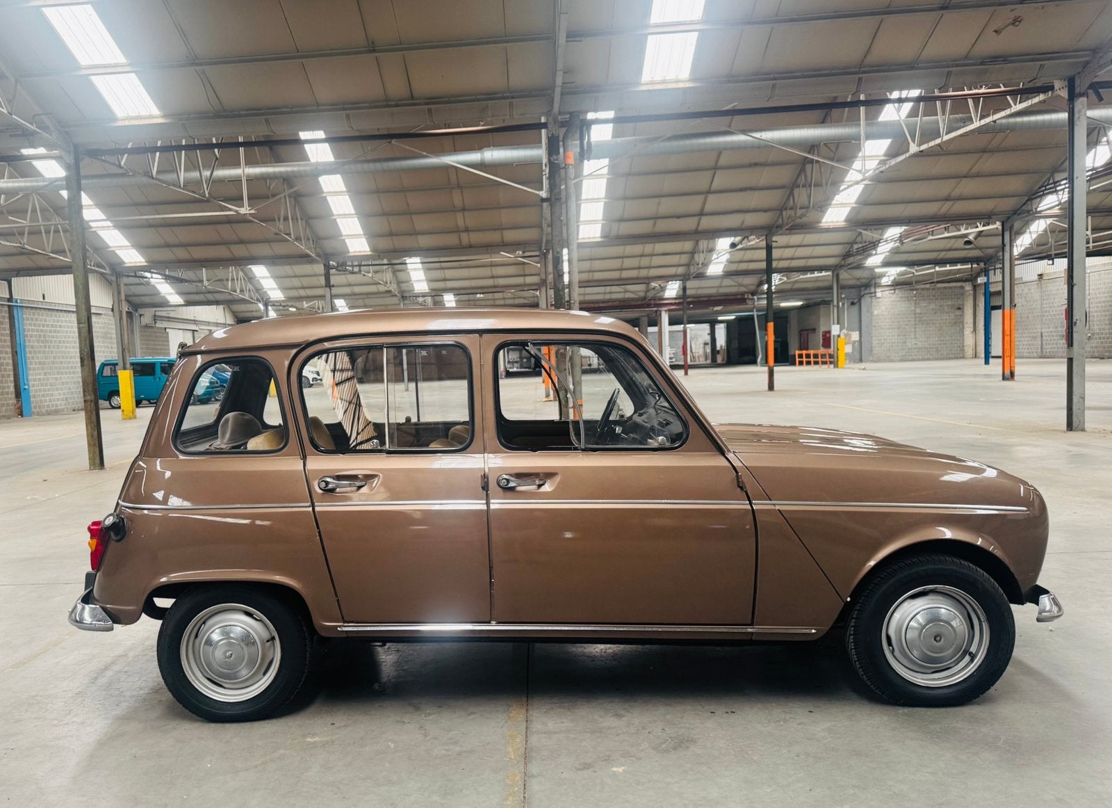 Renault R4 1975, Bedrijf, Te koop