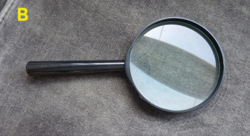 Diverse loepen en vergrootglazen, Ophalen of Verzenden, Gebruikt, Vergrootglas of Loep
