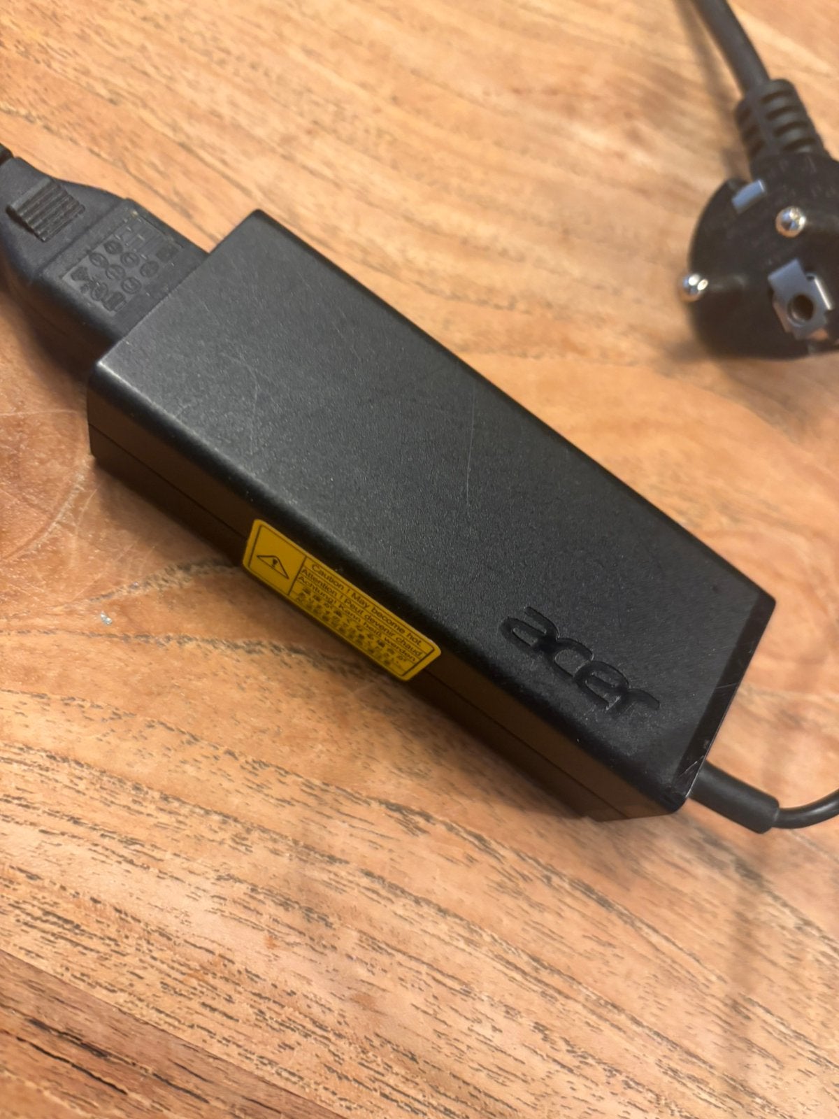 Originele Acer lader, Ophalen of Verzenden, Zo goed als nieuw