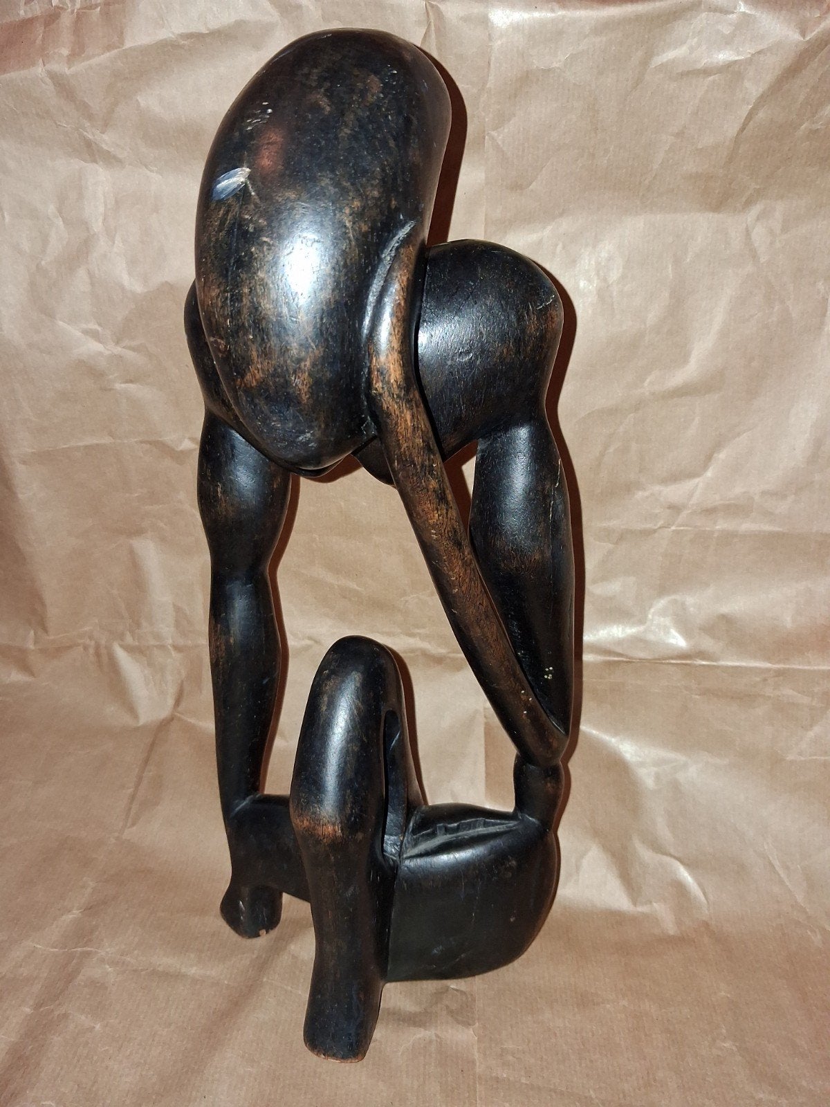 Houten Beeld van een Zittende Denker, Antiek en Kunst, Kunst | Beelden en Houtsnijwerken, Verzenden, Handgemaakt, Beeld, Modern