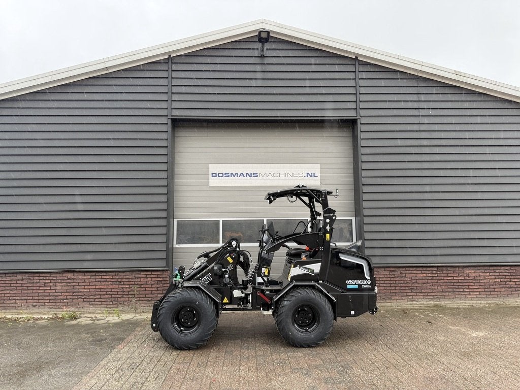 Giant G2700 X-TRA HD+ BLACK edition minishovel NIEUW €805, Tobroco, Info@tobroco.nl, Sprendlingenstraat 57
5061 KM  Oisterwijk, NL