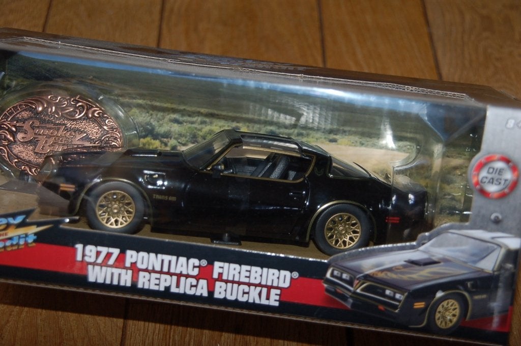 1:24 Pontiac Firebird Smokey and the bandit WRH, Hobby en Vrije tijd, Verzenden, Zo goed als nieuw, Auto, Overige merken