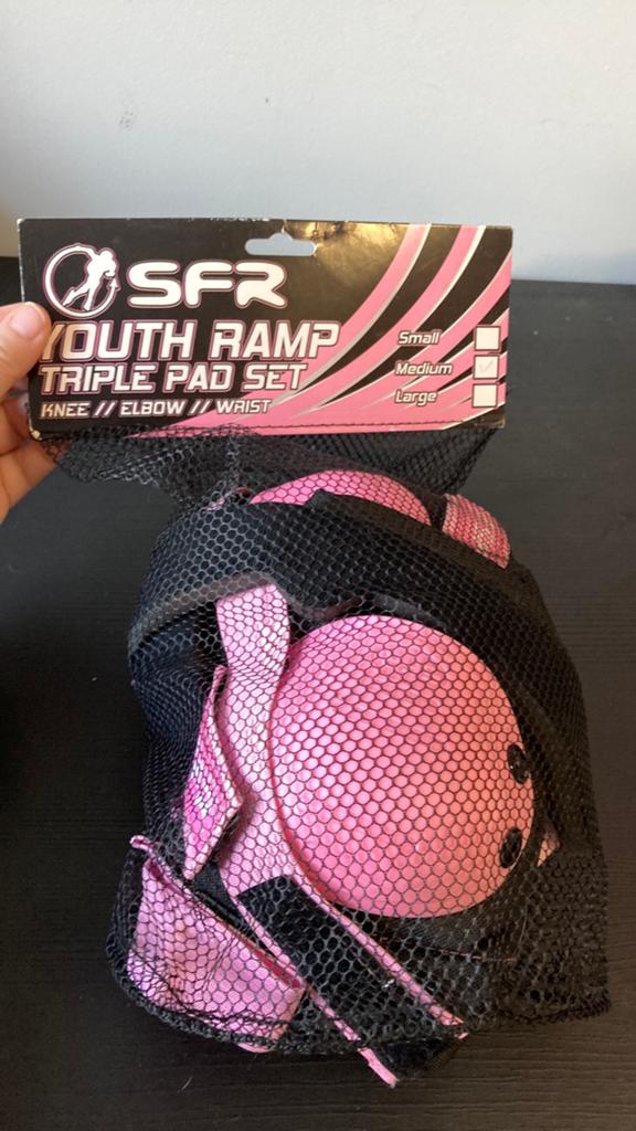 Knie en elleboogbeschermers - roze - Medium, Ophalen of Verzenden, Zo goed als nieuw