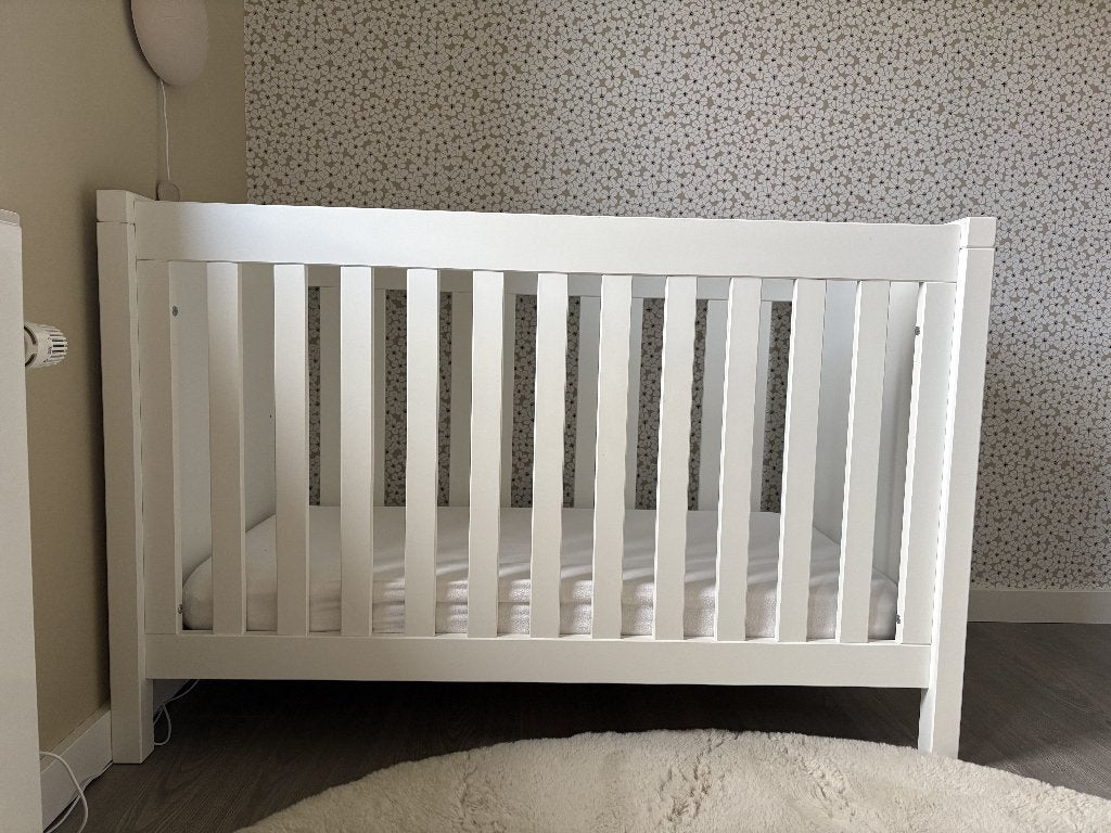 Ledikant Europe Baby Atlantic wit 120 x 60 cm, Kinderen en Baby's, Babywiegjes en Ledikanten, Ophalen, Zo goed als nieuw, Ledikant