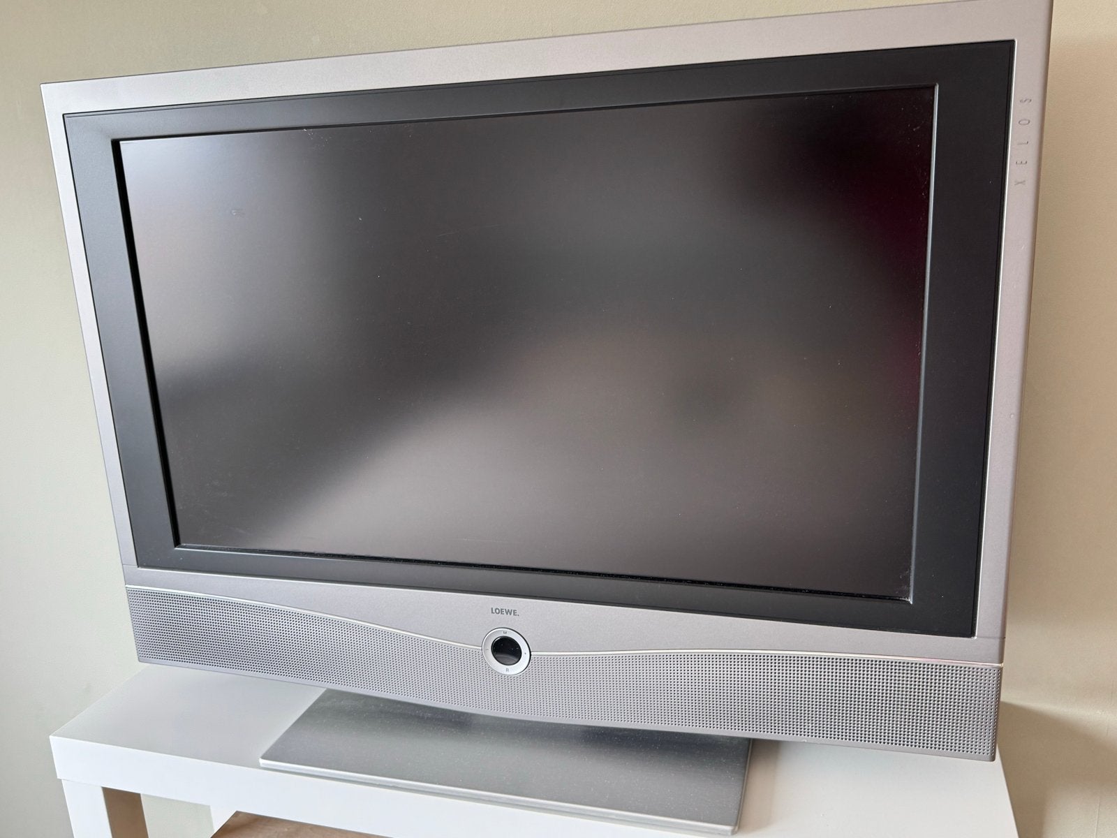 Loewe Xelos TV - Zilverkleurig, Gebruikt, 50 Hz, 80 tot 100 cm, Ophalen