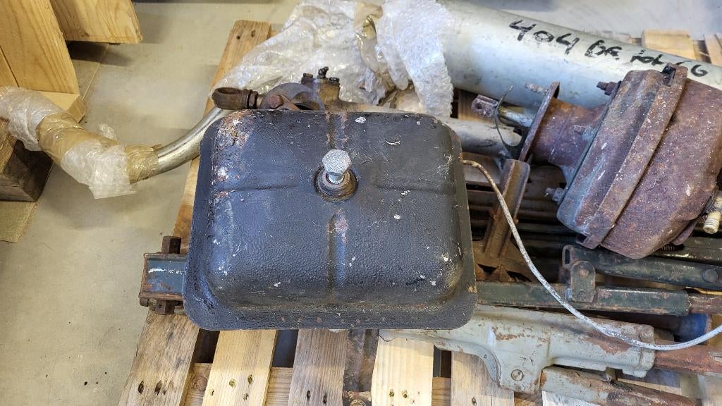 Hydrovac servo acсu bak Peugeot 404 cardan as, Kofferdeksel, Ophalen of Verzenden, Gebruikt, Peugeot