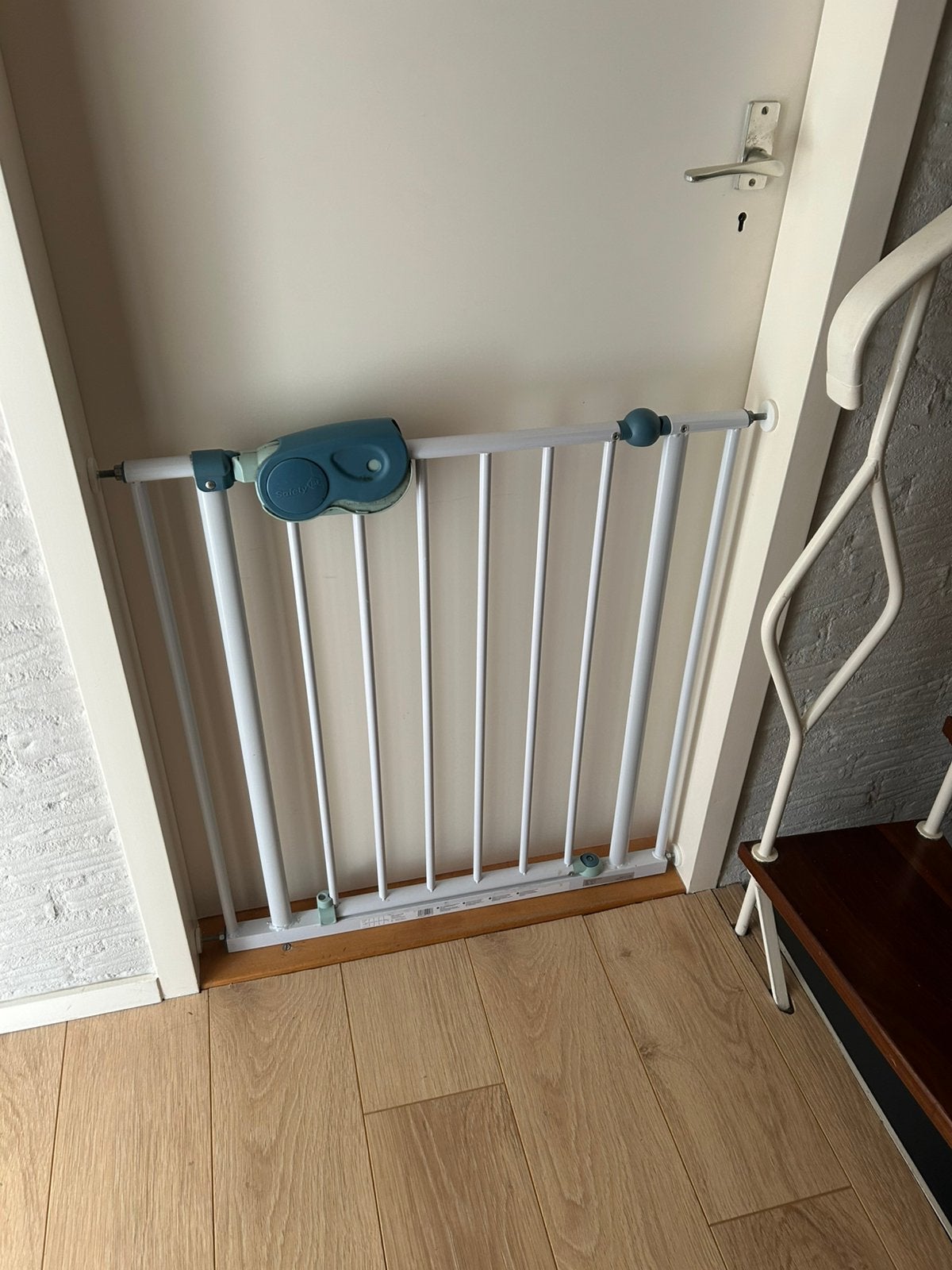 1klem traphekje, Ophalen, Gebruikt, Klemhekje, Metaal of IJzer