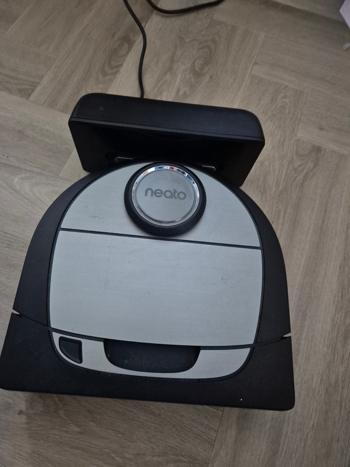 Neato Robotstofzuiger - Efficiënt en Slim Schoonmaken, Witgoed en Apparatuur, Ophalen, Geschikt voor harde vloeren, Gebruikt, Robotstofzuiger