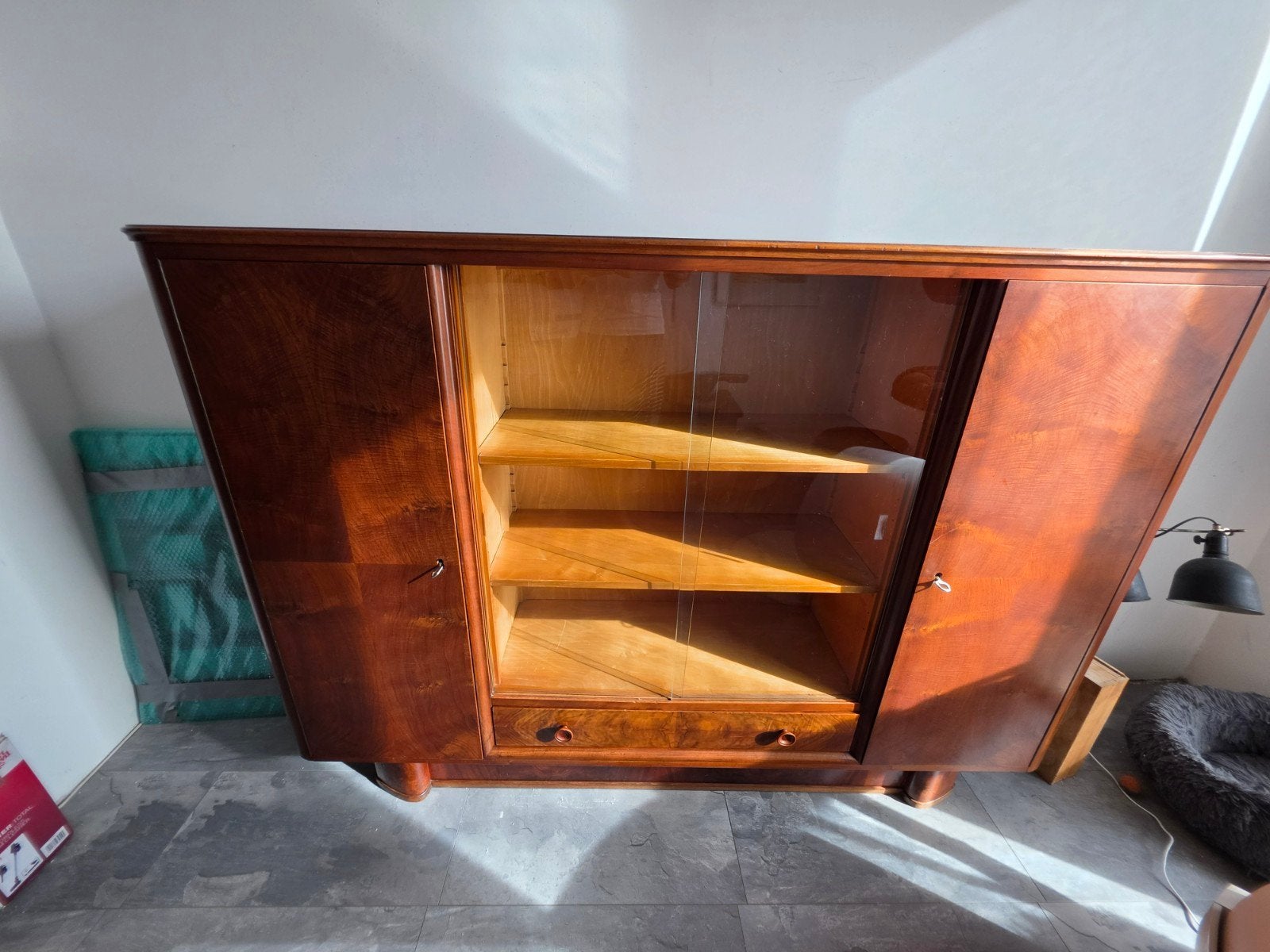 Vintage Art Deco Dressoir / Vitrinekast, Ophalen