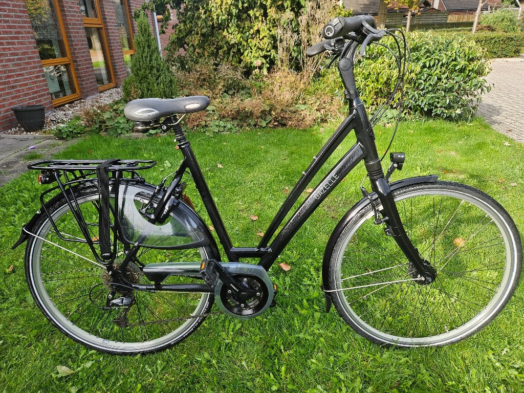 Zeer nette Gazelle chamonix T27 damesfiets 28 inch D57 27V, Ophalen, Versnellingen, 56 cm of meer, Zo goed als nieuw