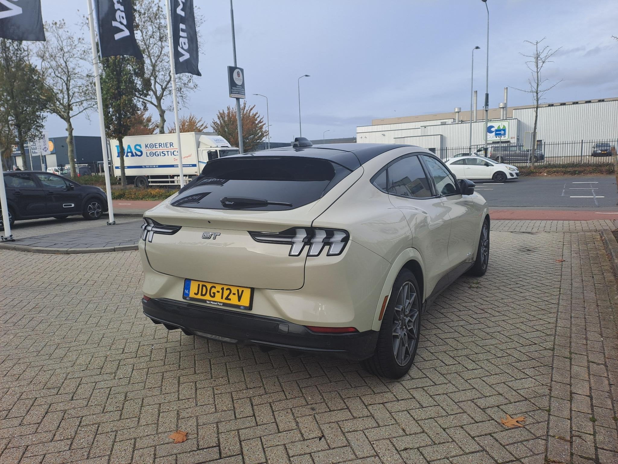 Ford Mustang Mach-E GT Extended AWD 91 kWh | Stuurverwarming, Auto's, 12 maanden, Gebruikt, 750 kg, Alcantara