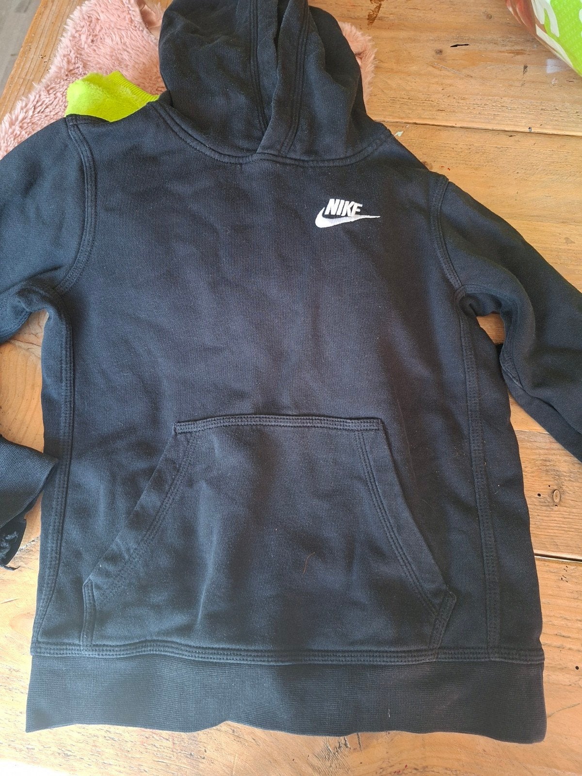 Nike hoodie zwart maat 122-128, Kinderen en Baby's, Kinderkleding | Maat 128, Jongen of Meisje, Trui of Vest, Ophalen of Verzenden