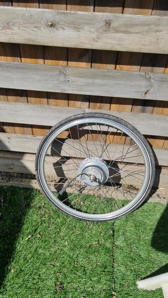 Achterwiel met motor voor batavus padova easy, Fietsen en Brommers, Gebruikt, Batavus Padova, Aluminium, Ophalen