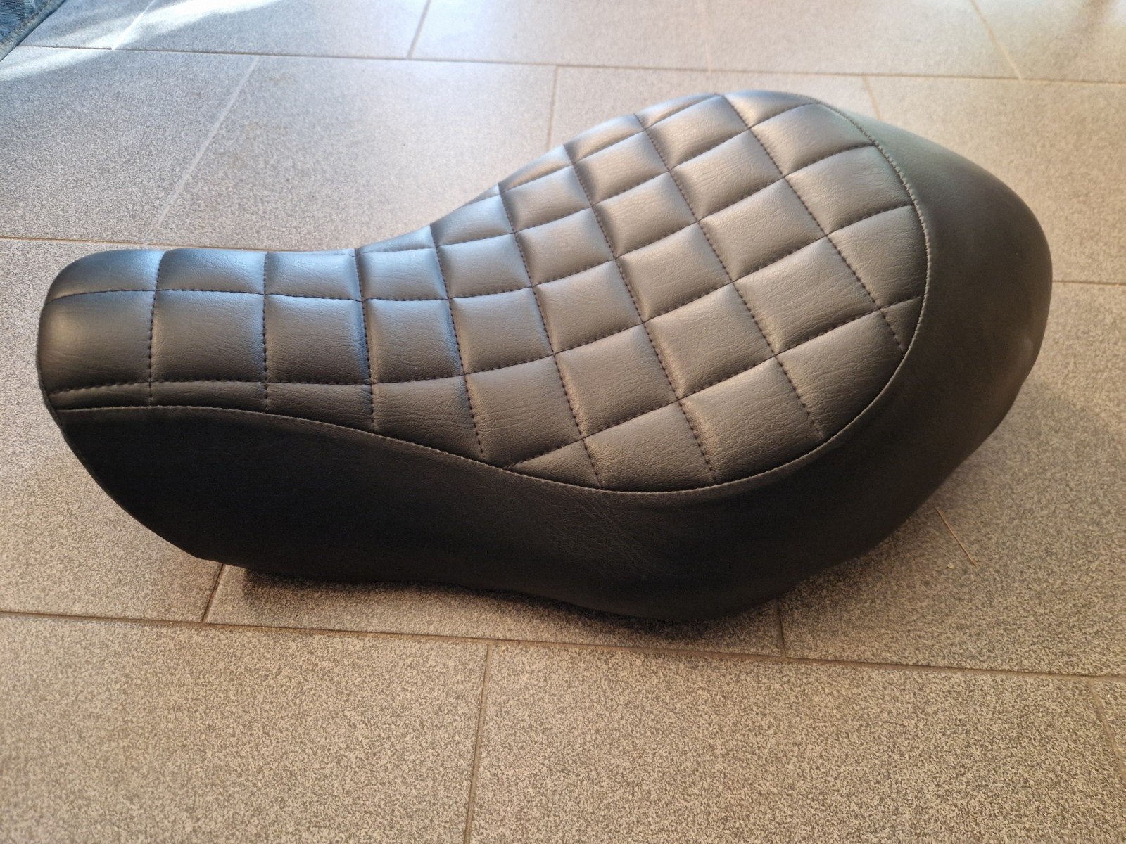 Solo zadel Harley Davidson Sportster 1200/883, Motoren, Onderdelen | Harley-Davidson, Ophalen, Gebruikt