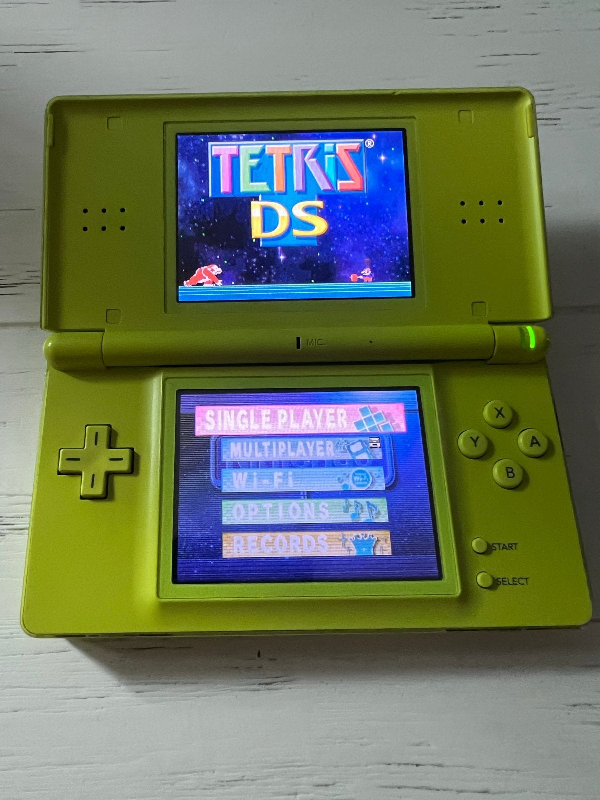 Nintendo DS Lite Mint Groen - in goede staat met spellen, Spelcomputers en Games, Spelcomputers | Nintendo DS, Ophalen of Verzenden