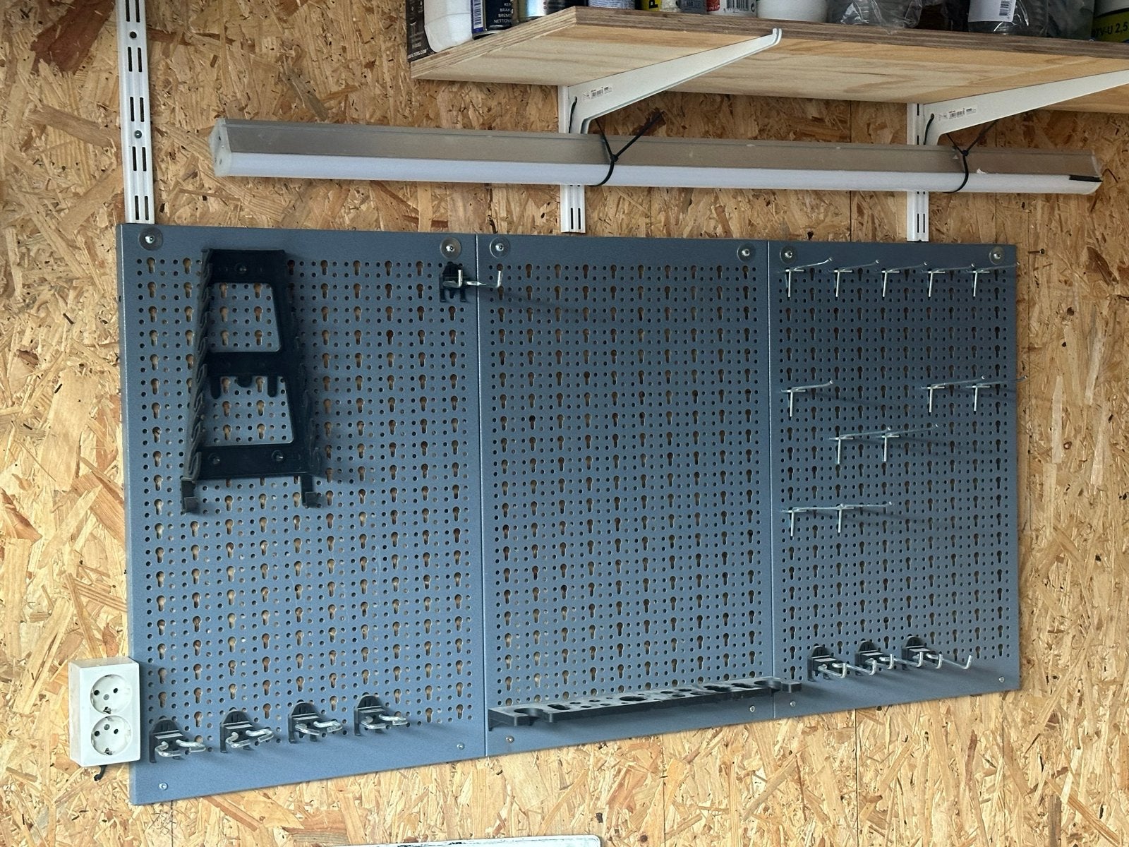 Metalen Gereedschapswand / Gatenwand grijs (120x60cm), Ophalen, Gebruikt, Gereedschapsopslag