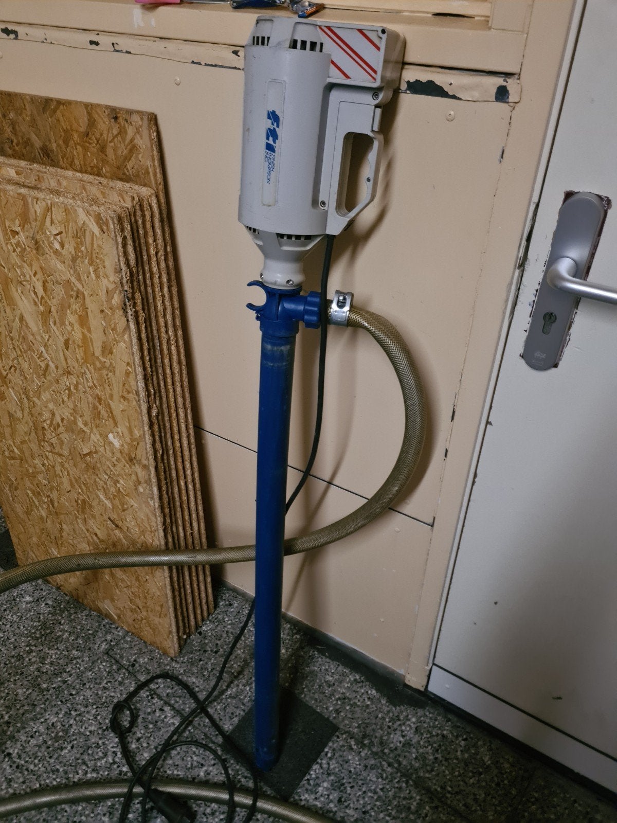 Finish Thompson M10X Professionele Dieselpomp, Ophalen