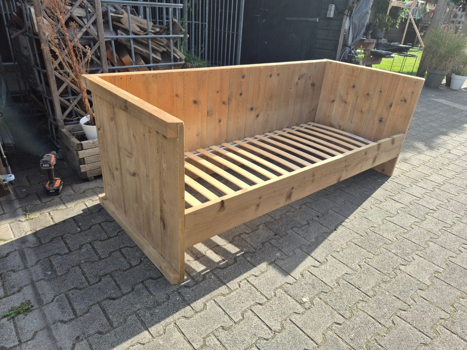 steigerhouten bed (bank), Huis en Inrichting, Slaapkamer | Bedden, Ophalen, Gebruikt, 90 cm, Eenpersoons