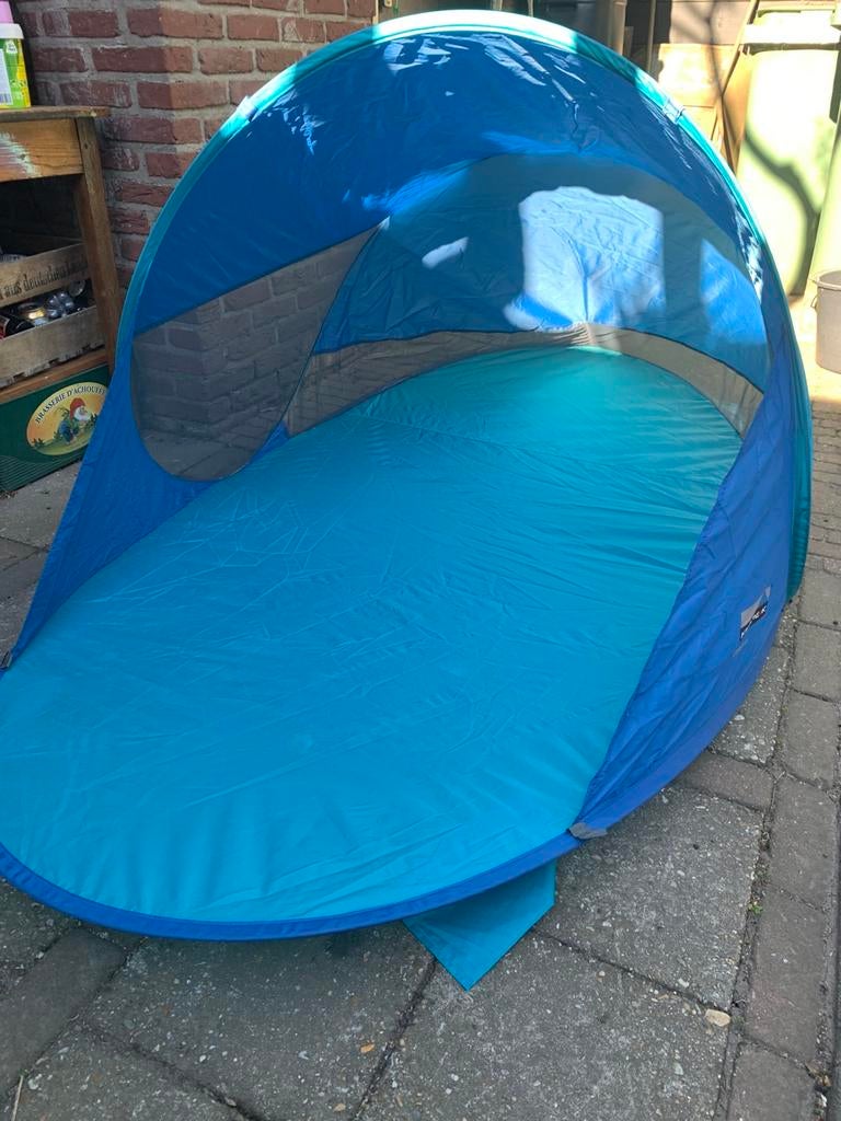 Strandtentje UV bescherming, Ophalen, Zo goed als nieuw