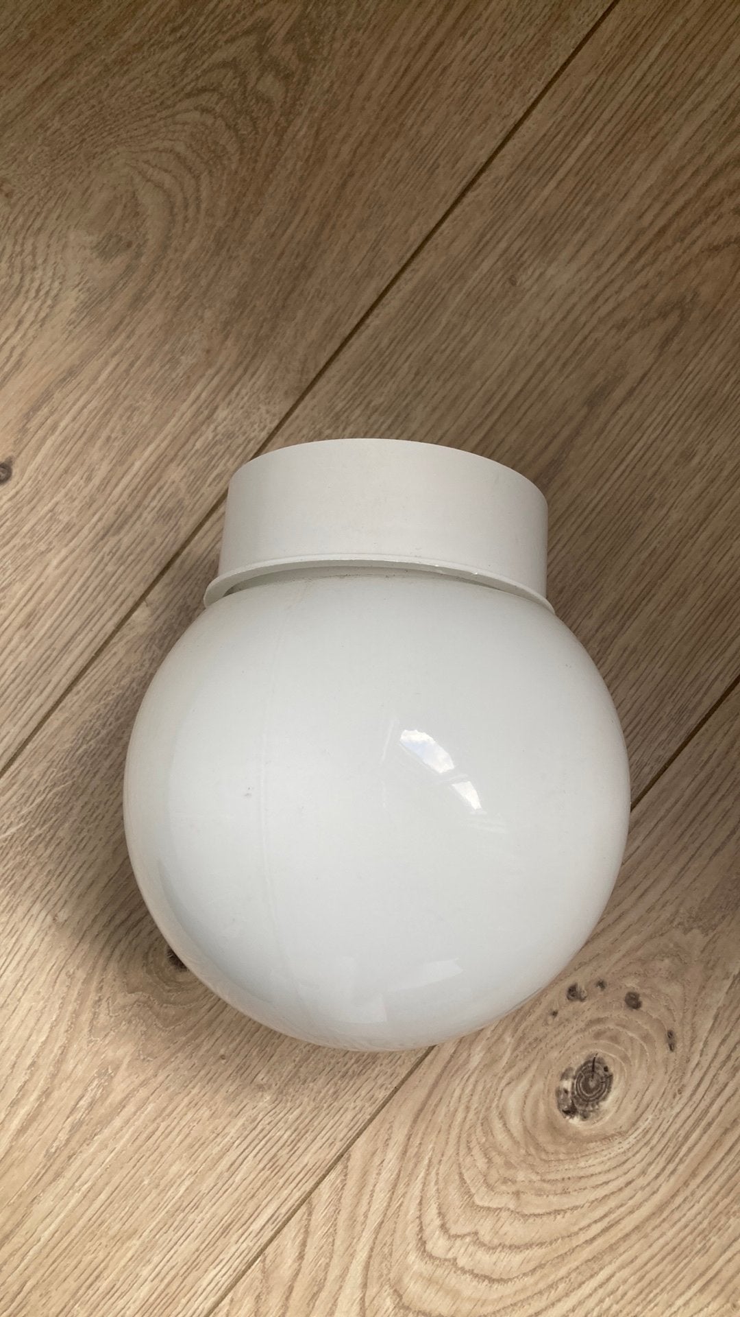 Plafondlamp bol wit 14cm incl bevestiging, Waterbestendig, Wit, Industrieel, 14 cm