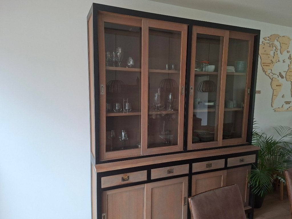 Buffetkast, Ophalen, Gebruikt, Met deur(en), 200 cm of meer