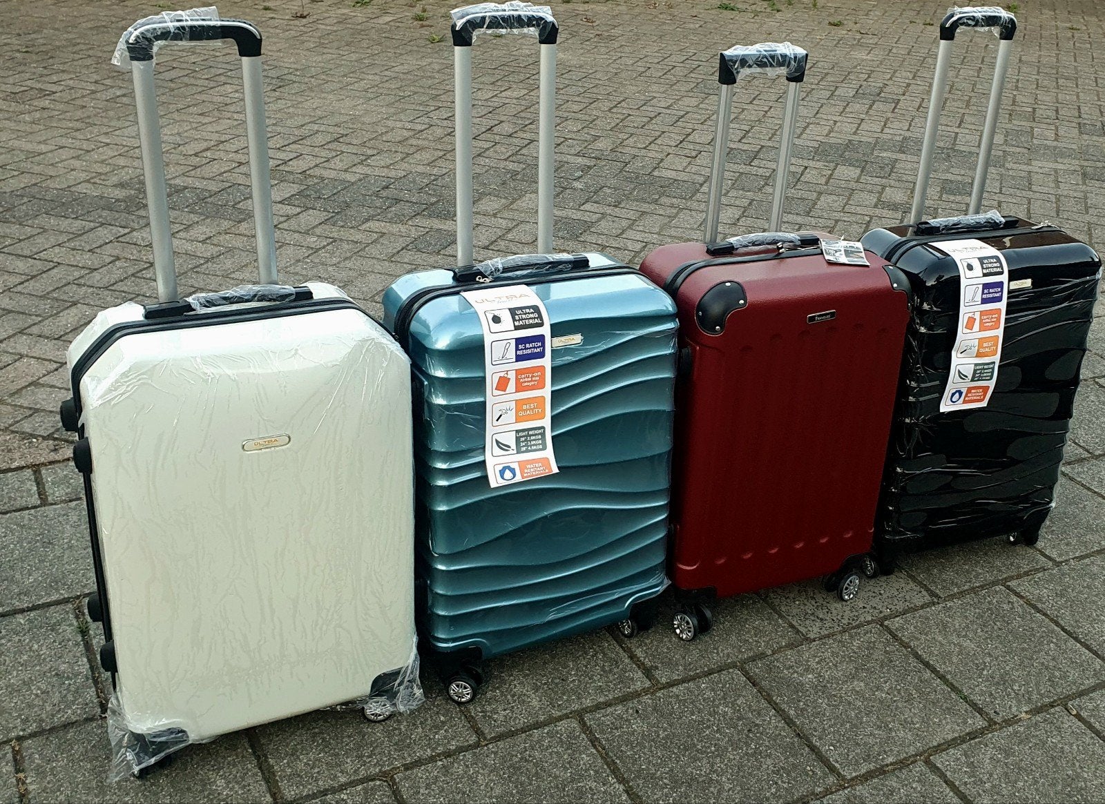 Diverse koffers voor € 25 per stuk OP=OP NIEUW, Hard kunststof, Ophalen of Verzenden, Koffer, 70 cm of meer
