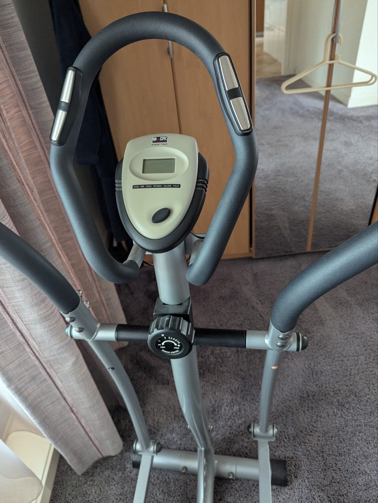 Cross training. Crosstrainer. Bijna gratis. Kleine prijs., Sport en Fitness, Fitnessapparatuur, Ophalen of Verzenden, Zo goed als nieuw