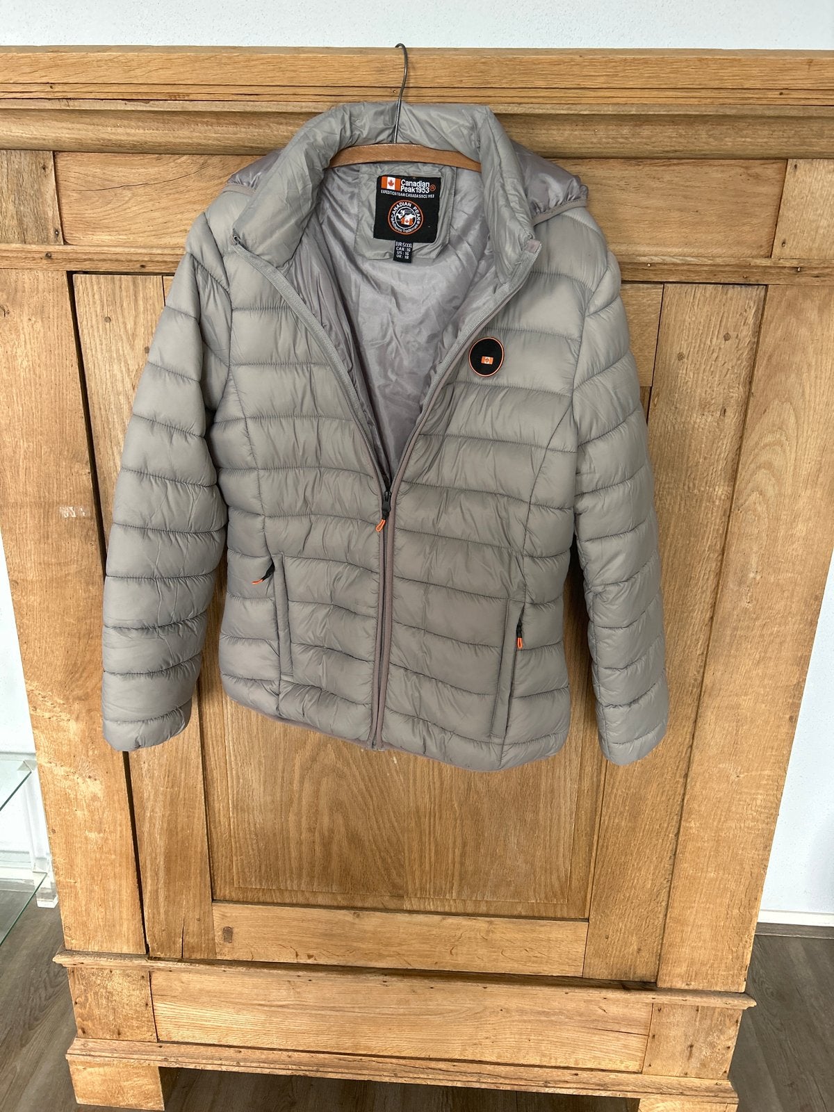 Canadian Peak Dames Jas - Maat XXL -  1 keer gedragen., Ophalen of Verzenden, Zo goed als nieuw, Maat 46/48 (XL) of groter, Grijs